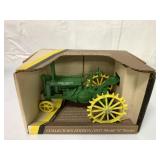 1/16 Ertl John Deere 1937 Model G Tractor