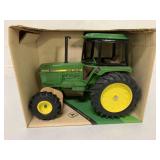 1/16 Ertl John Deere 2550 Utility Tractor in box