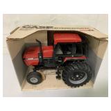 1/16 Ertl Case International 2394 Tractor w/Cab