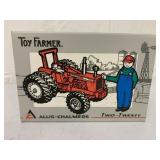 1/16 Ertl Allis-Chalmers Two-Twenty in box