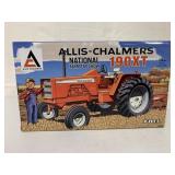 1/16 Ertl Allis-Chalmers 190XT in box