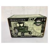 1/16 Ertl Oliver 1555 Tractor