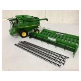1/32 Ertl John Deere 9860STS Combine