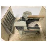 1/32 New Idea 800C Uni-System Harvester