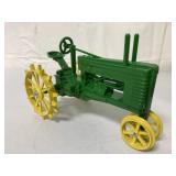 1/16 Scale Models John Deere Tractor