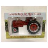 1/16 Ertl Farmall Super C Tractor