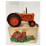 1/16 Ertl Case 500 Toy Farmer Tractor