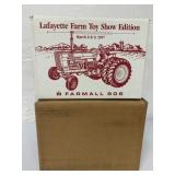 1/16 Ertl Farmall 806 in box