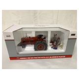 1/16 IH Farmall 300 Tractor & 251 Planter