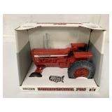 1/16 Ertl International Farmall 756 Tractor