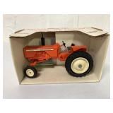 1/16 Allis-Chalmers One-Seventy Tractor