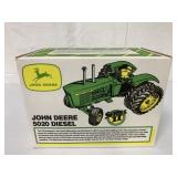 1/16 Ertl John Deere 5020 Diesel Tractor