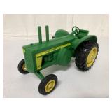 1/16 Eldon Trumm John Deere 820 Tractor