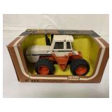 1/32 Ertl Case 4890 4-Wheel Drive Tractor in box