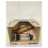 1/16 Ertl New Holland Hay Rake