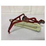 1/16 International Hay Rake