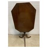 tilt top table w/inlay