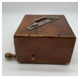 D. Allard & Cie wind-up singing bird box