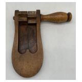 wooden ratchet noisemaker/alarm