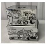 1/64 Toy Farmer 2001 & 2002 JD 4520 and Oliver