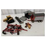 1/64 Lot of 5 CAT, Gleaner, Case and More