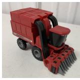 1/64 Ertl Case 2155 Cotton Picker