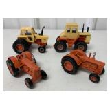 1/64 Ertl Lot of 4 Case Tractors