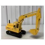1/16? Ertl Deere Excavator