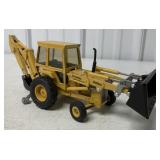 1/32 Ertl Ford 555A Backhoe/Loader