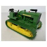 1/16 Ertl John Deere 1010 Crawler
