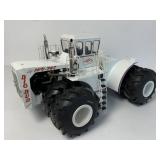 1/16 Big Bud 16V-747 900HP Power Shift Tractor
