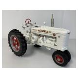1/8 Scale Models IH Farmall M Demonstrator