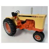 1/8 Scale Models Case 730 Comfort King Tractor