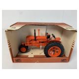 1/16 SpecCast Case DC Tractor