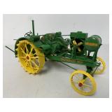 1/16 Ertl John Deere Waterloo Boy Tractor