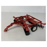 1/16 Ertl International 4 Roller Disc Plow