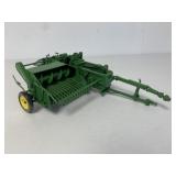 1/16 Ertl John Deere 214T Twine-Tie Baler