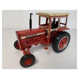 1/16 Ertl International Custom 756 Tractor