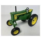1/16 Ertl John Deere 720 Tractor
