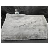 Faux Fur Throw New