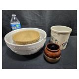 Mixing Bowls & Crocks