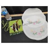 Beaded Purse & Doilies