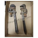 2 Pipe Wrenches