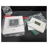 2 Thermostats