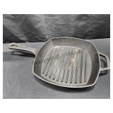 10 In Smith & Clark Cast Iron Pan