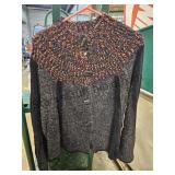 New Quality Sweater SZ LG
