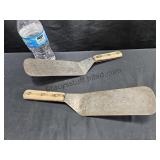 2 Old Grill Spatulas