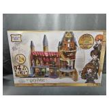 Harry Potter Hogwarts Castle NEW