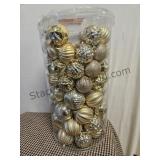 75 CT Gold Ornaments