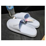 Womans Slip Ons Blue SZ 9/10